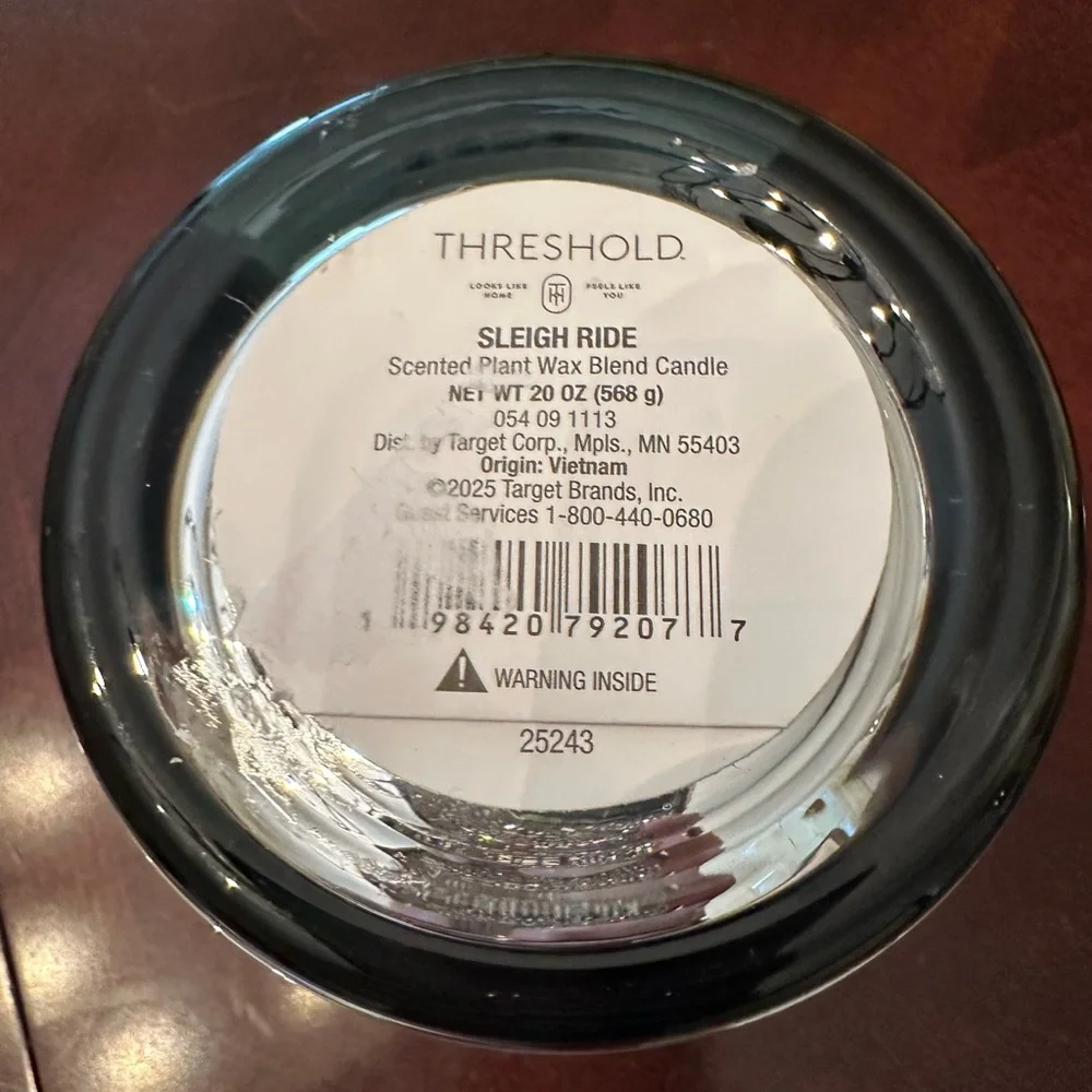 Threshold Sleigh Ride Holiday Candle Green Silver NWT